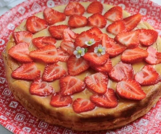 Strawberry, Ricotta and Lemon Thyme Cheesecake Recipe