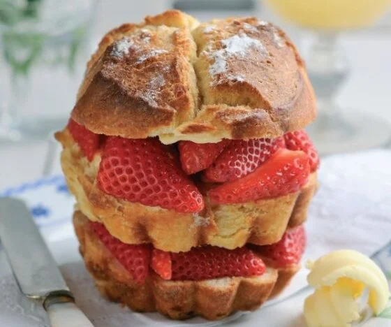 Strawberry and Vanilla Brown Sugar Toasted Brioche Sandwich Recipe
