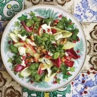 Pear, Pomegranate, Blue Cheese and Caramelised Walnut Salad Recipe