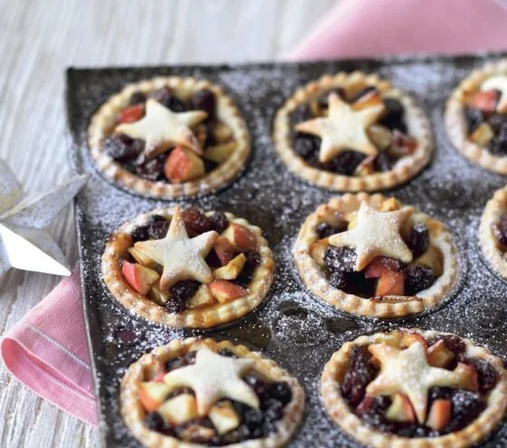 Pink Lady Apple and Mincemeat Tarts Recipe: Cook Vegetarian Magazine