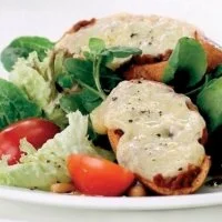 Cheesy Croute Salad Recipe