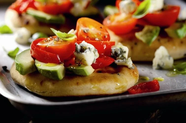 Baked Bruschetta-style Naan Recipe: Cook Vegetarian Magazine