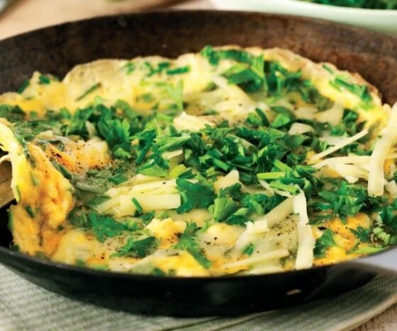 Simple Cheese and Herb Omelette Recipe