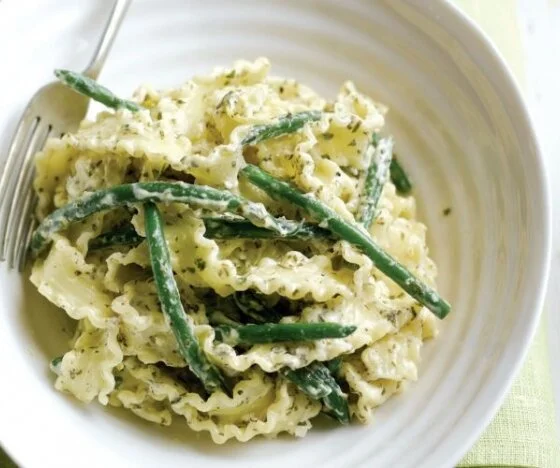 Creamy Lemon and Herb Pasta Sauce Recipe