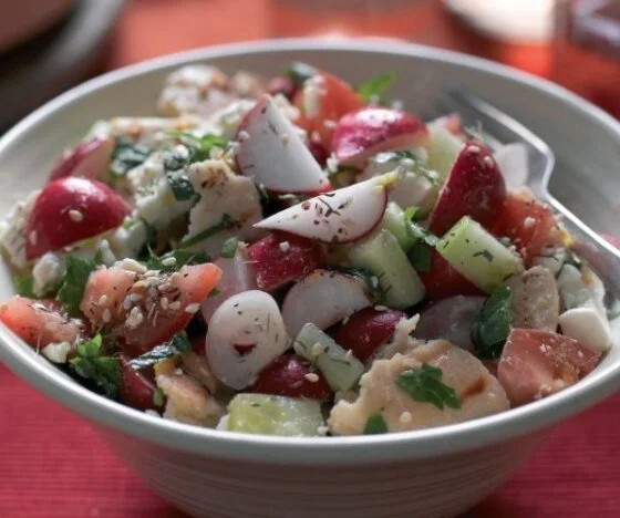 Lebanese Radish Fattoush Salad Recipe