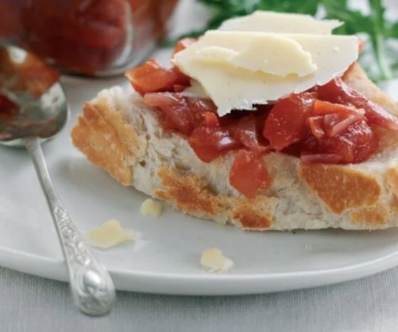 Onion and Chilli Chutney Recipe