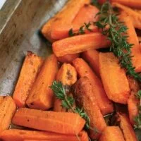Honey and Thyme Roasted Carrots Recipe