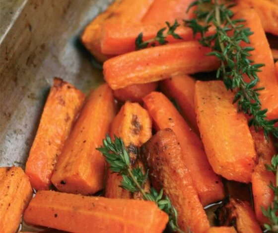 Honey and Thyme Roasted Carrots Recipe