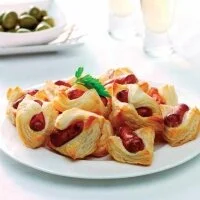 Easy Meat-free Sausage Rolls Recipe