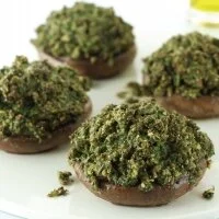 Spinach and Goat’s Cheese Stuffed Mushrooms Recipe